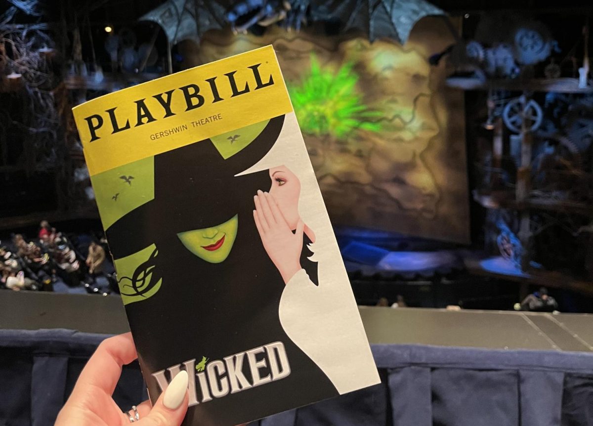 Long a Wicked fan, Marlee attended the show on Broadway in New York in December 2022.