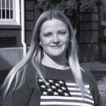 Byline photo of Ellie Davis